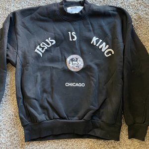 Jesus is King Sweatshirt